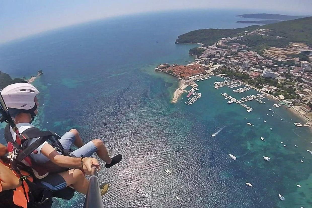 Budva Old Town Paraglajding