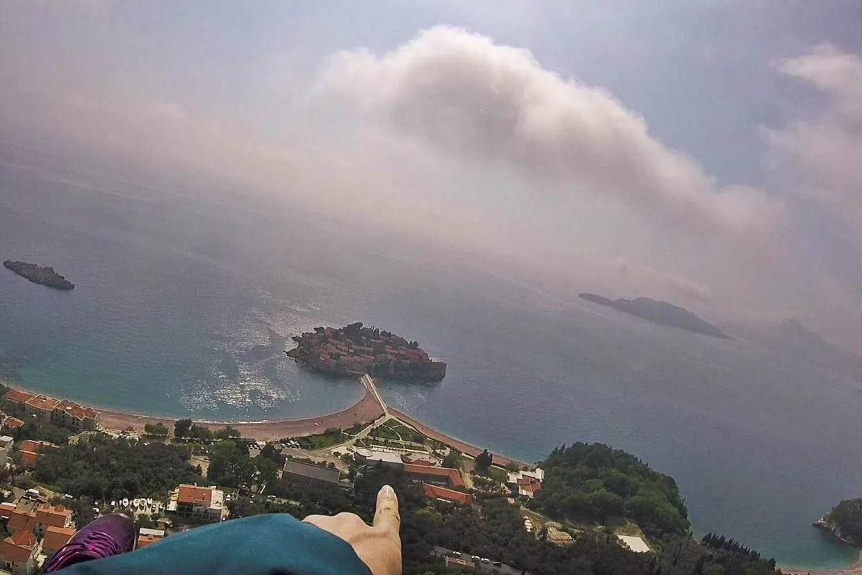 Sveti Stefan paragliding gallery photo 1