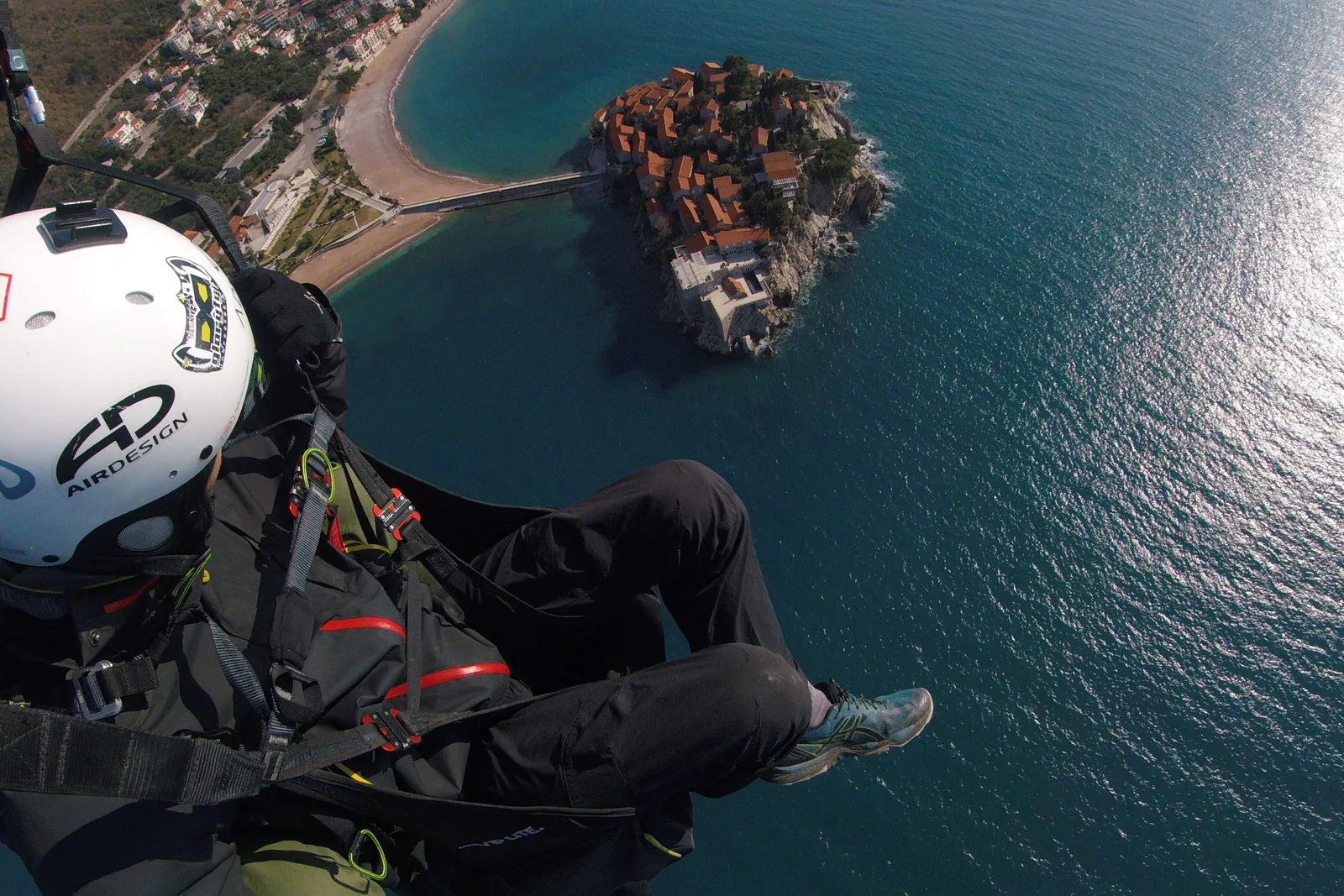 Sveti Stefan paragliding gallery photo 15