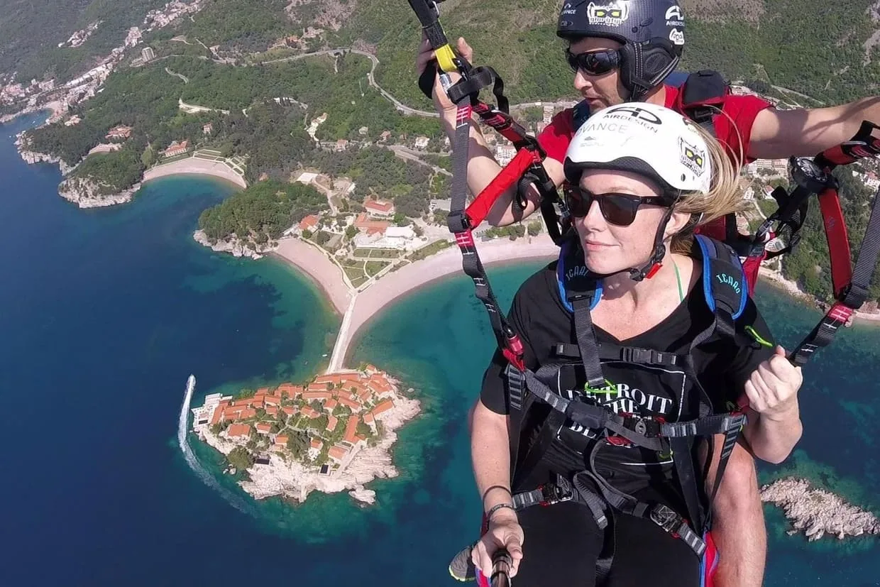 Sveti Stefan paragliding gallery photo 4